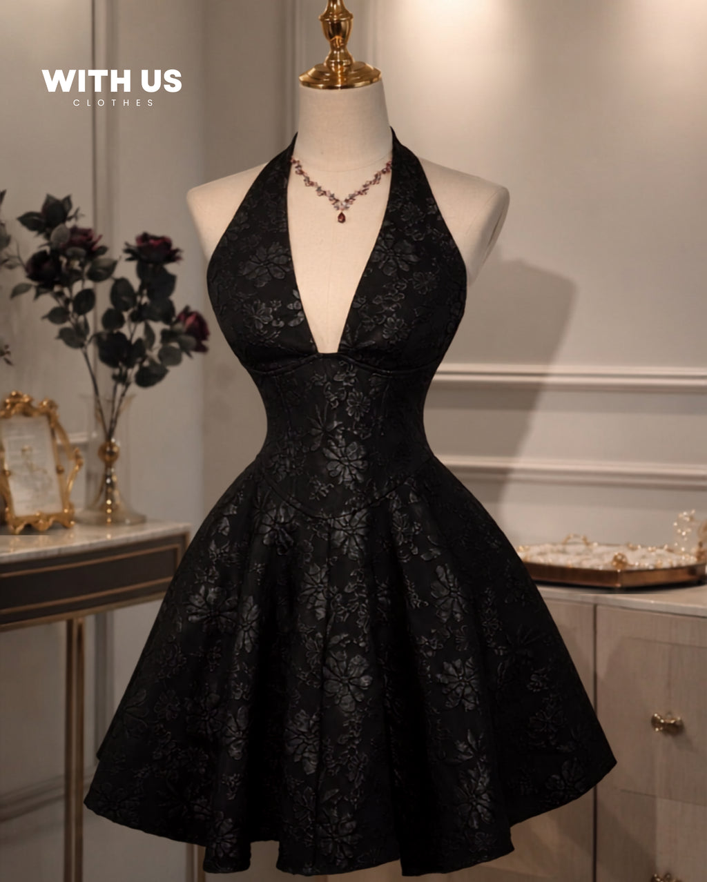 Vestido negro mini con tirantes de lazo