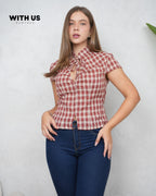Camisa a cuadros minimalista