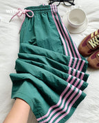 Pantalon moderno y relajado