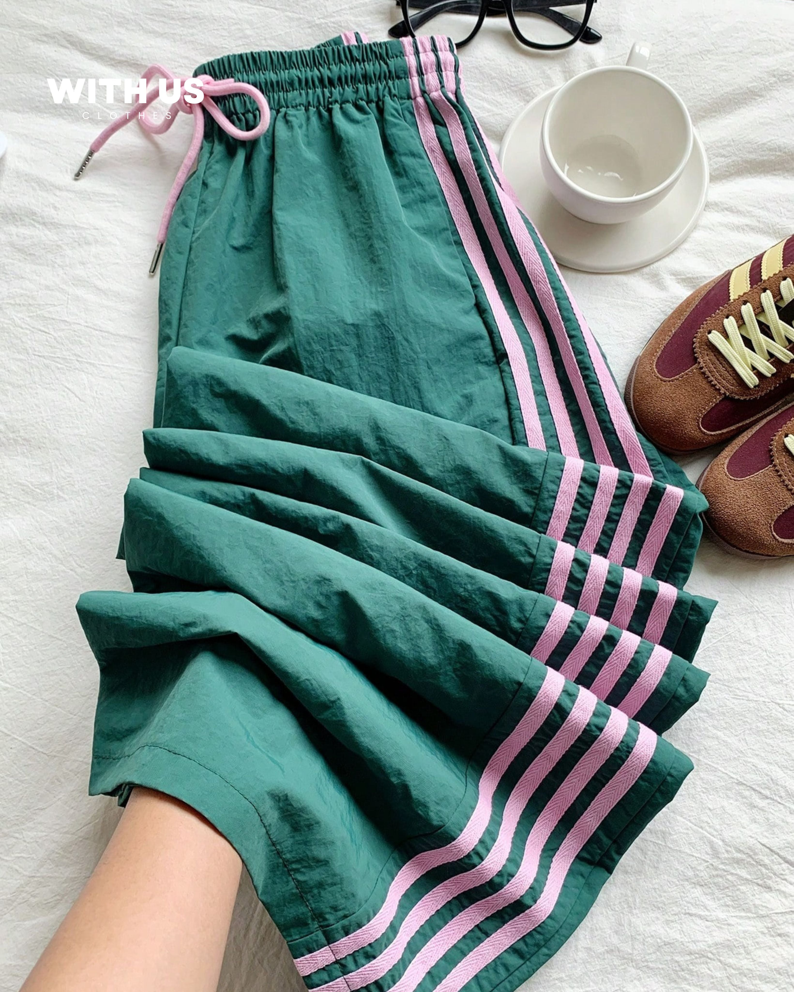 Pantalon moderno y relajado