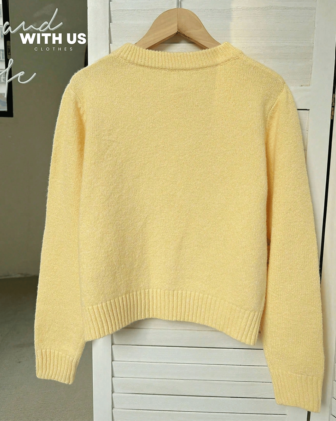 Cárdigan elegante minimalista